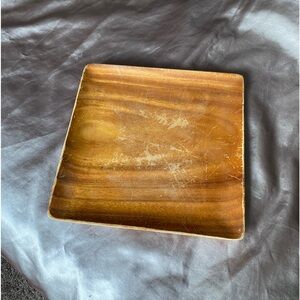 acaciaware wooden plate